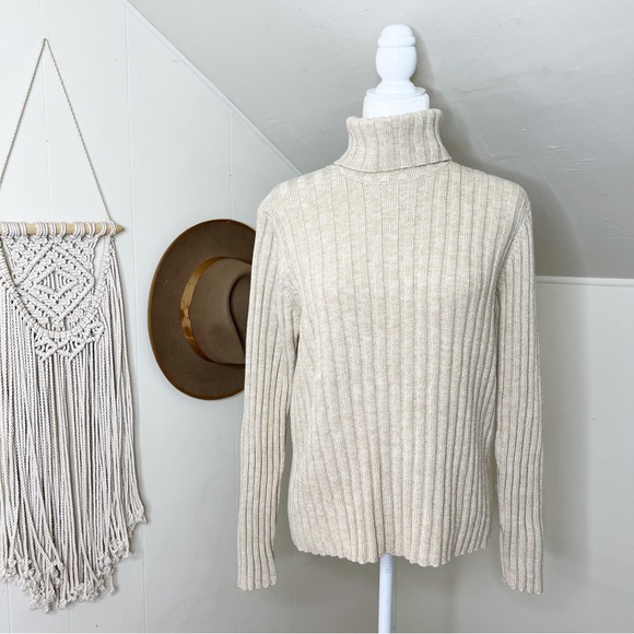 Ann Taylor Sweaters - Vintage Ann Taylor Cream/gold turtleneck Italian merino wool sweater XL